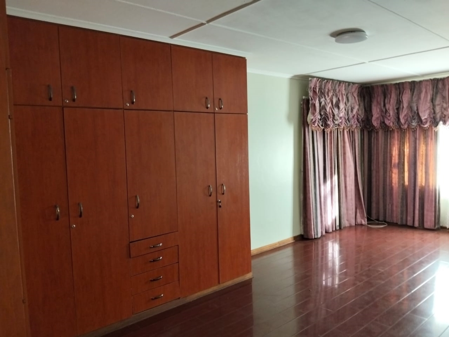 To Let 5 Bedroom Property for Rent in Fort Gale Eastern Cape